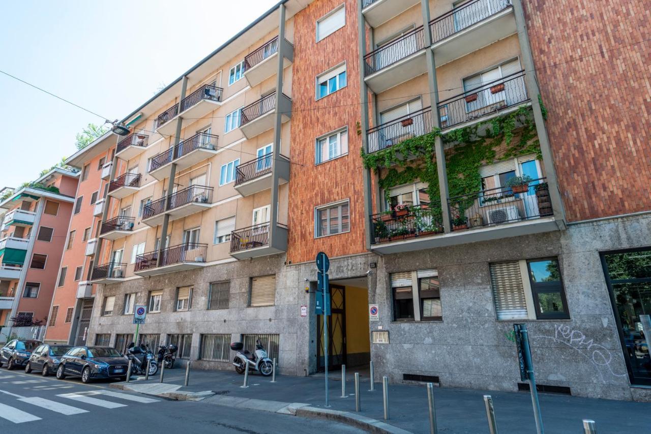 Bnbutler Arena 35 - Navigli Apartment Milão Exterior foto